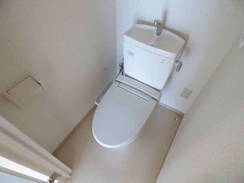 トイレ　別部屋参考写真