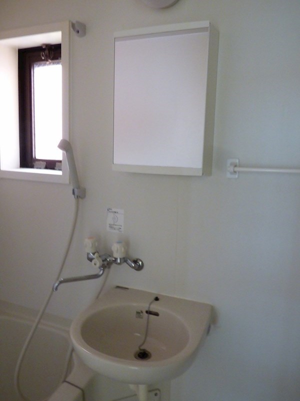 洗面設備　別部屋参考写真