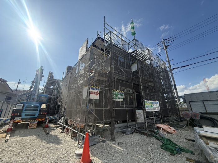 建物外観　建築中
