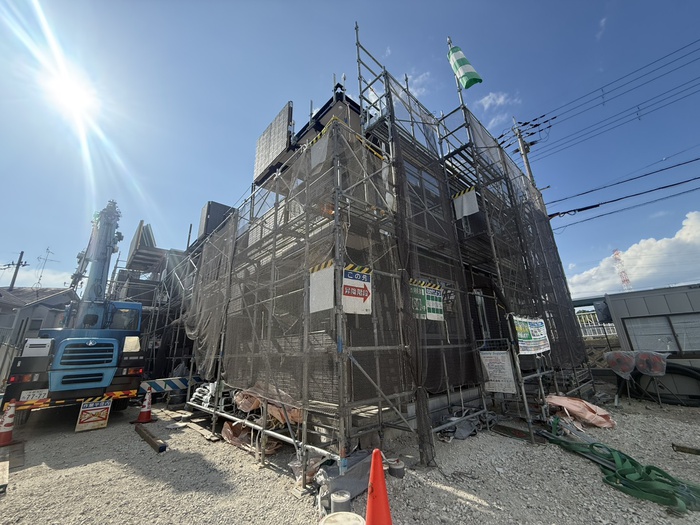 建物外観　建築中