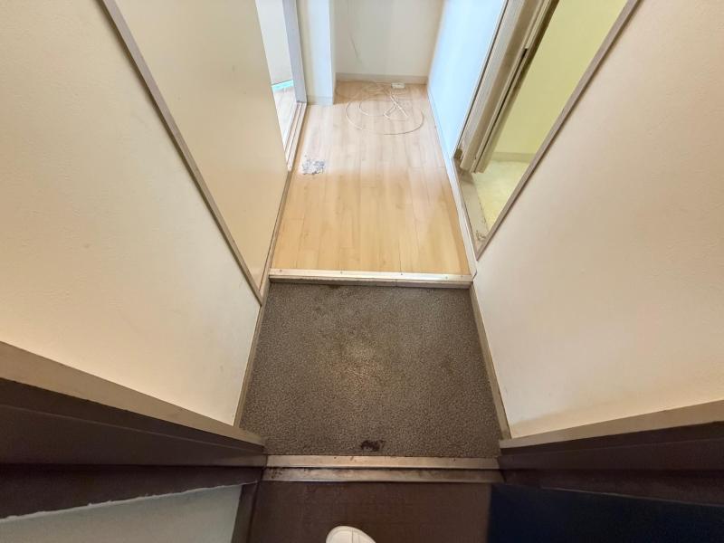 デイルーチェ鶴町の玄関写真