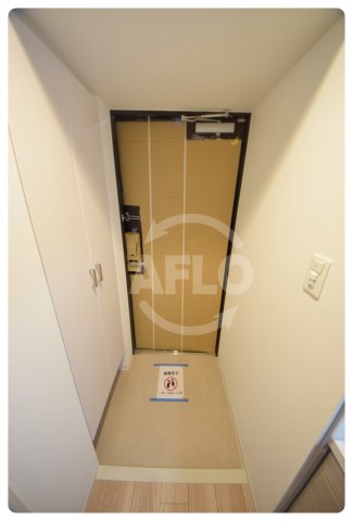 玄関　エスリード大阪上本町ブランシュ　玄関