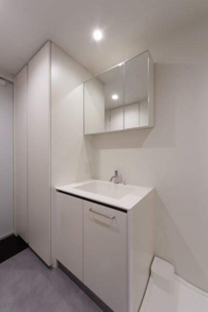 洗面設備　写真は同タイプ住居です