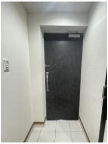 玄関　※同物件参考写真
