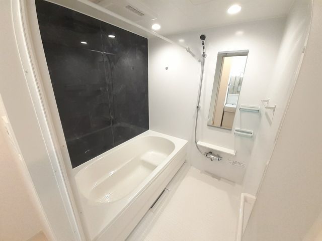 ＪＲ桜井線 天理駅 徒歩15分 2階建 築3年の風呂写真