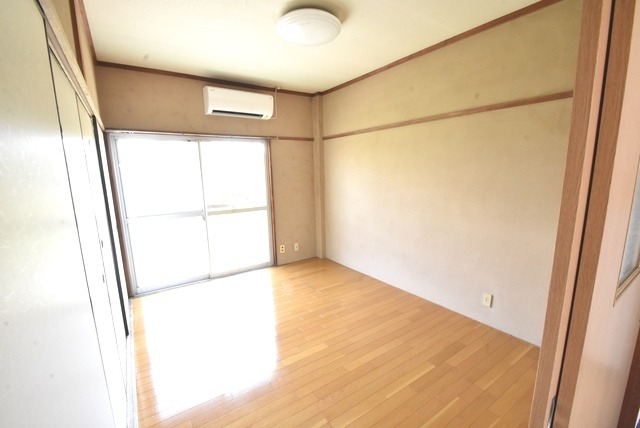 くらしまマンション1の居間写真