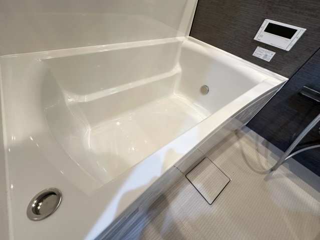 バス・シャワールーム　詳細は、RISUMO江坂本店までお問合せください♪