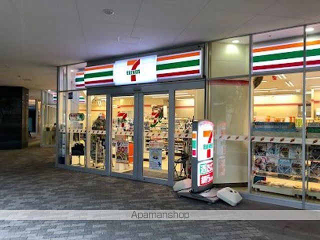 コンビニ　セブン－イレブンベイシティ晴海店（コンビニ）まで223m