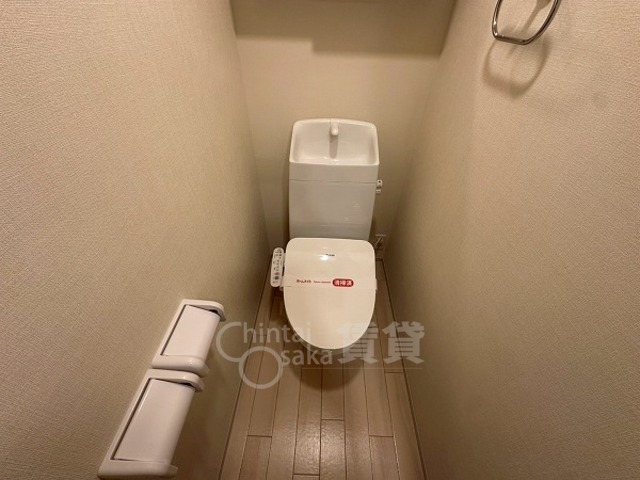 大阪モノレール本線 万博記念公園駅 徒歩27分 2階建 築2年のトイレ写真