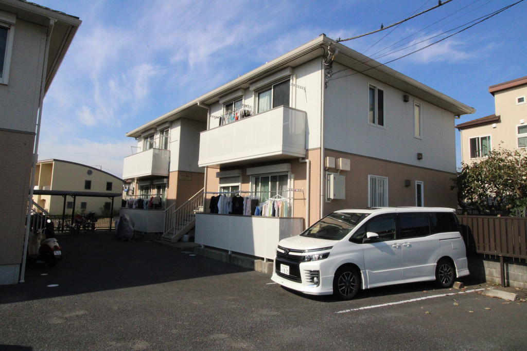 建物外観　1Ｆ手前の部屋です！！