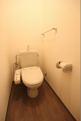 アメニティーハウスのトイレ写真