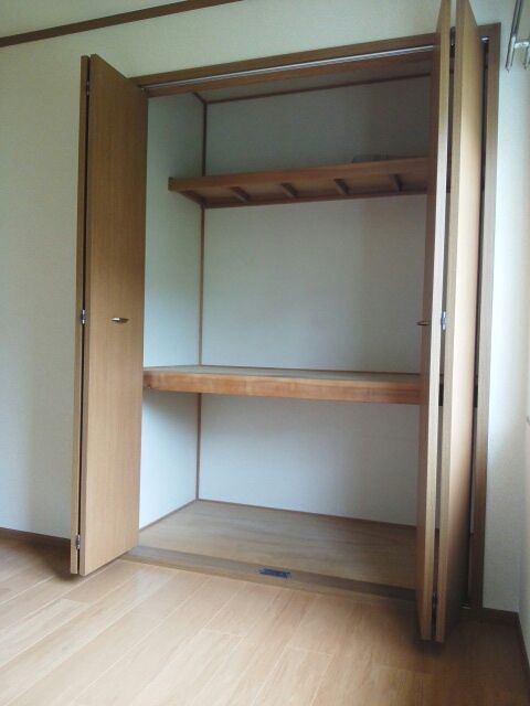 レジデンス川戸の内装写真