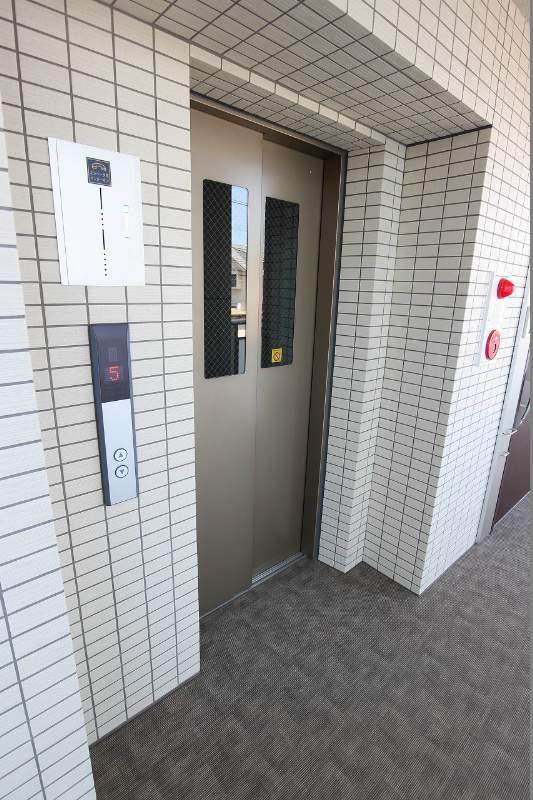 シャインプラスの外観写真