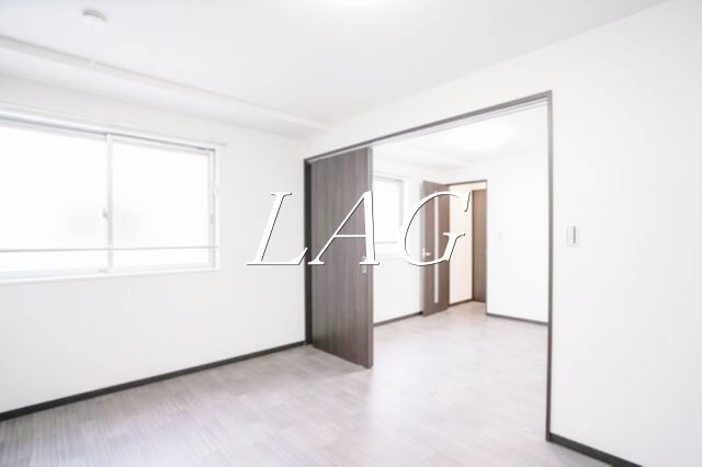 居室・リビング　洋室のお部屋です。