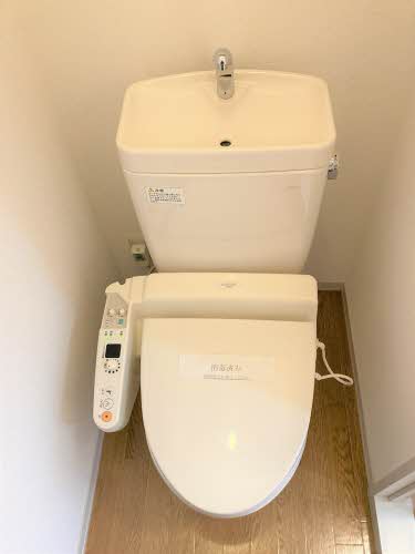 ＪＲ山陰本線 倉吉駅 徒歩29分 2階建 築26年のトイレ写真
