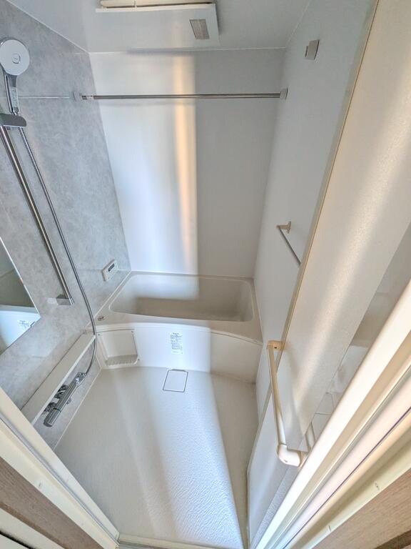 ＪＲ日豊本線 南小倉駅 徒歩4分 10階建 築1年の風呂写真