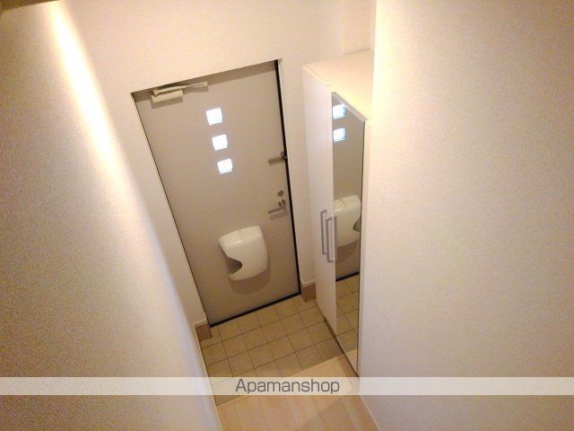 ＪＲ身延線 常永駅 徒歩24分 3階建 築9年の玄関写真