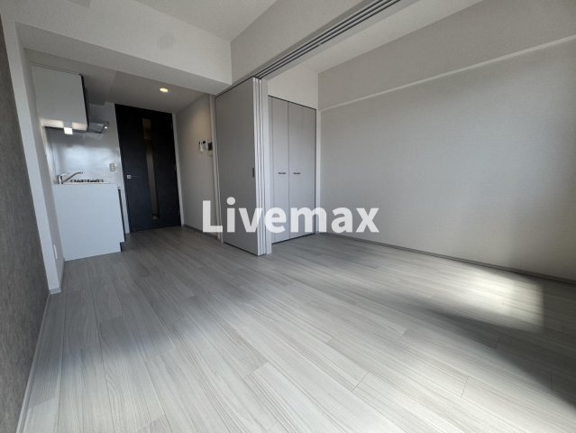 居室・リビング　※反転タイプのお部屋になります