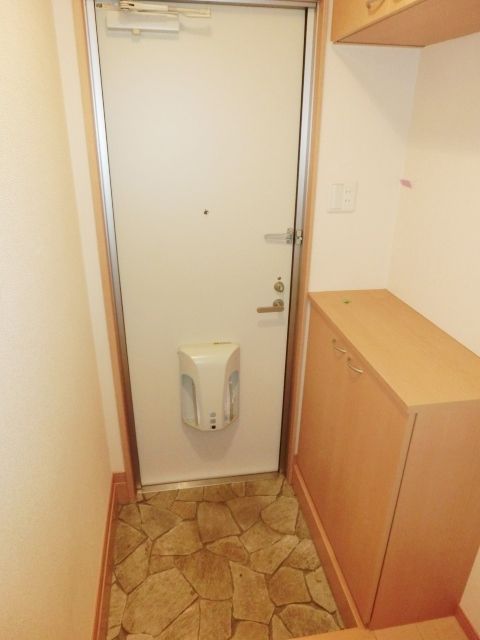 玄関　シューズボックス付きの玄関です