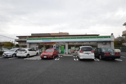 コンビニ　ファミリーマート大泉長久保通り店（コンビニ）まで360m