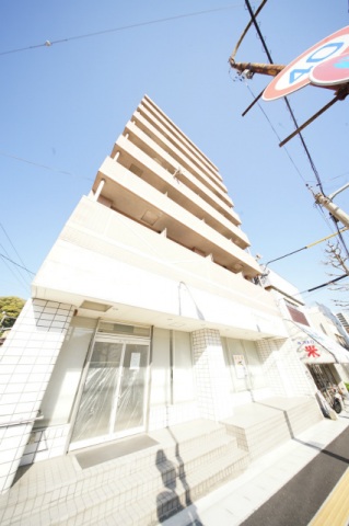下関市本町のマンションの建物外観