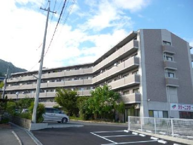 廿日市市塩屋のマンションの建物外観