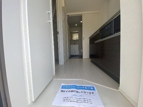 【名古屋市中川区小本本町のアパートの玄関】