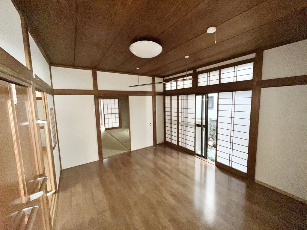 居室・リビング　リビング