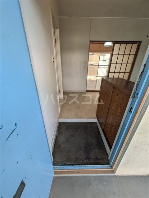 【さいたま市浦和区東岸町のマンションの玄関】