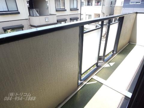 バルコニー　ベランダ