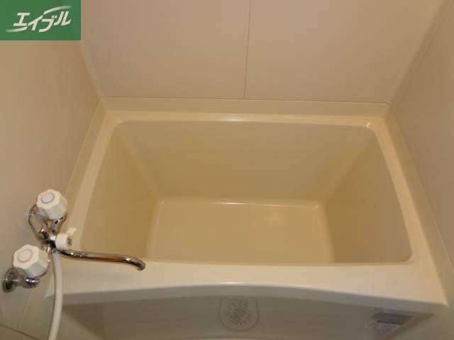 バス・シャワールーム　バスルーム