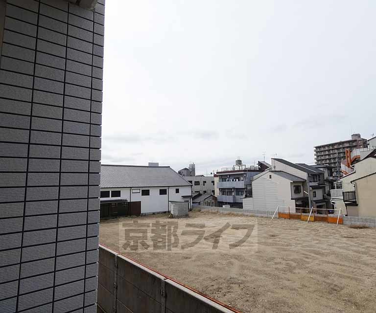 【京都市伏見区新町６丁目のマンションの眺望】