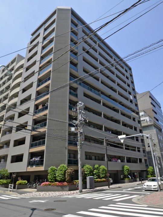 【クレストフォルム日本橋の建物外観】