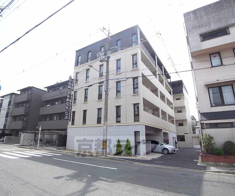 【京都市左京区田中大久保町のマンションの建物外観】