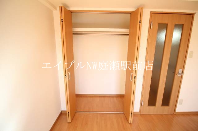 収納　クローゼット