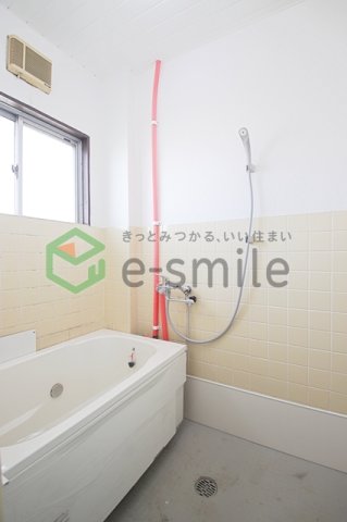 バス・シャワールーム　お風呂で日々の疲れを落としましょう