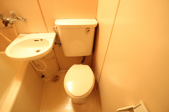 トイレ　※別部屋の写真です