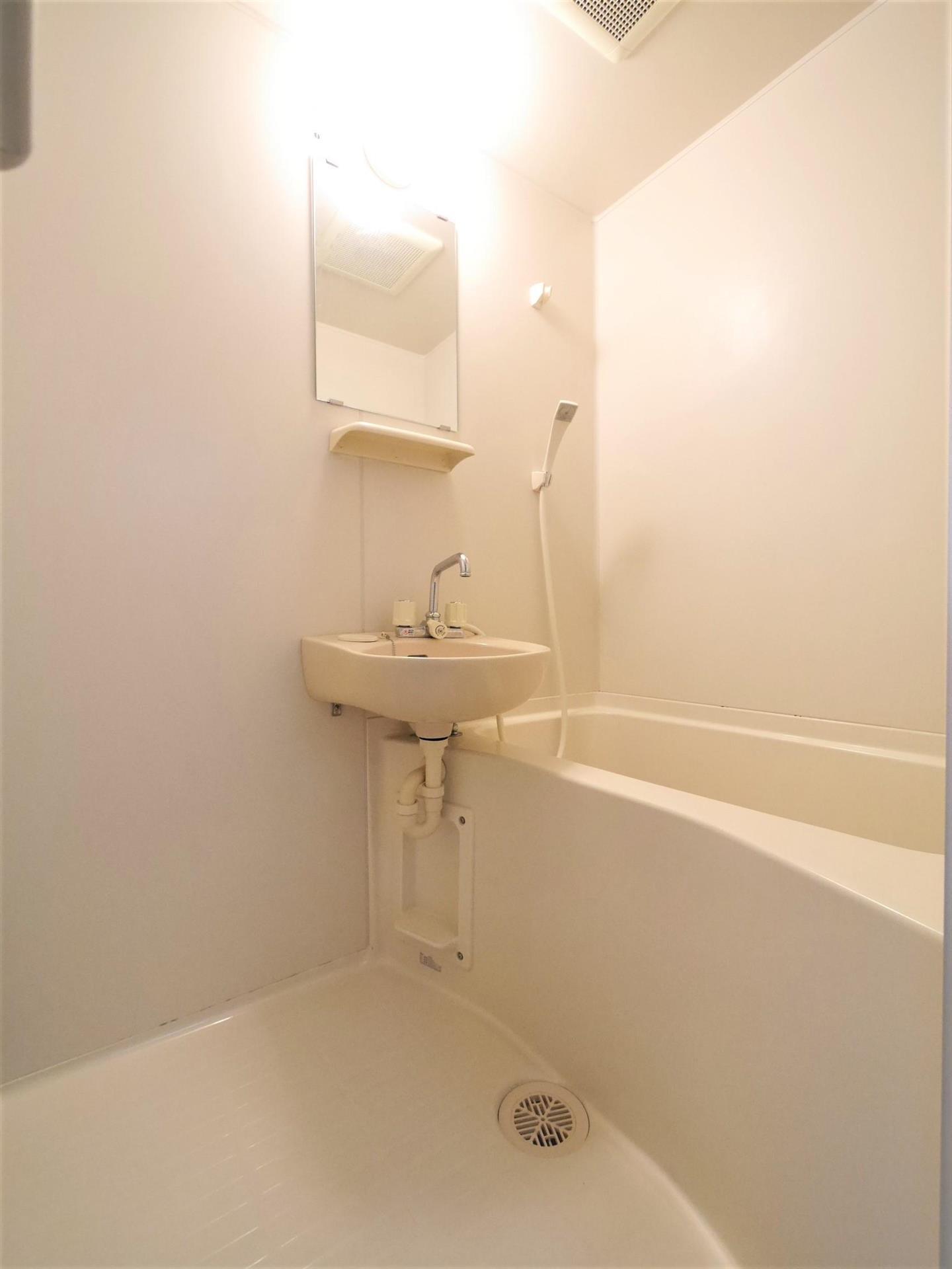 バス・シャワールーム　※同仕様写真