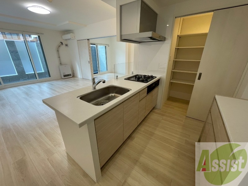 キッチン　システムキッチンなので、すぐお料理に使えます！