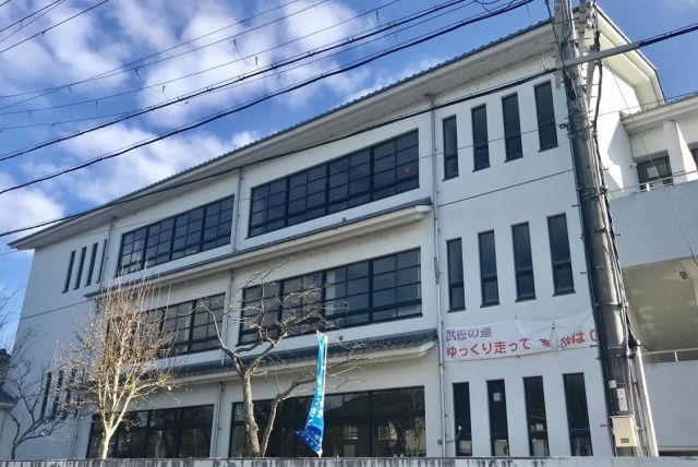 小学校　近江八幡市立武佐小学校（小学校）まで600m