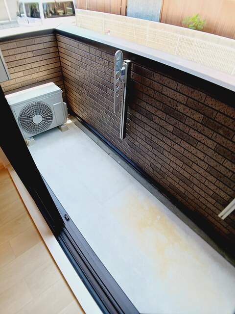 バルコニー　バルコニー