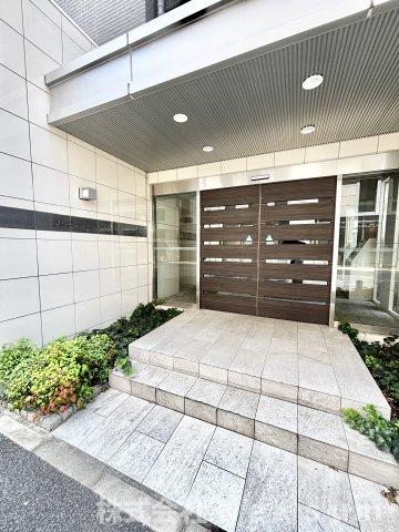 エントランス　毎日通るエントランスはこのようになっています