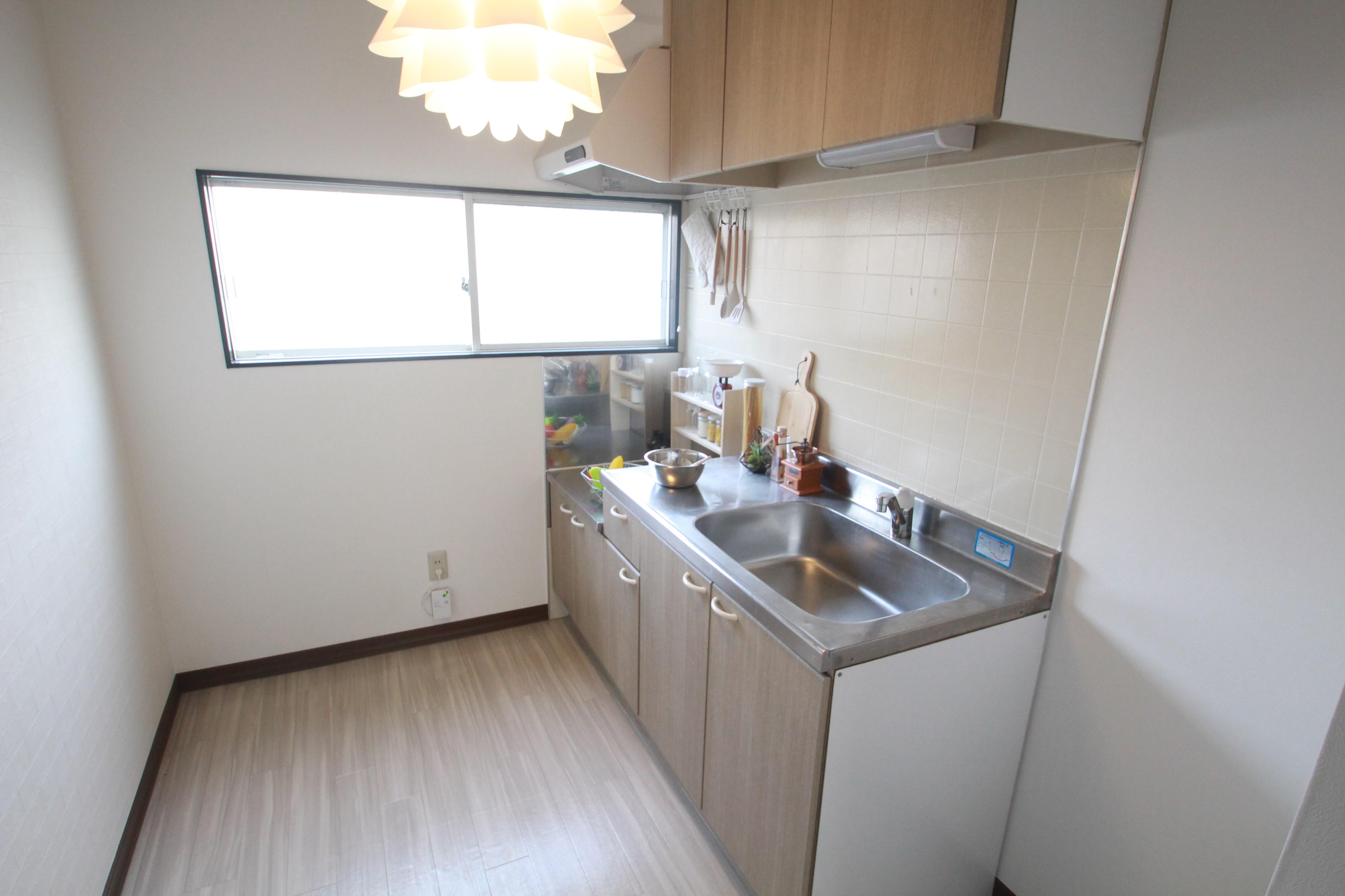 キッチン　白基調のキッチンです♪