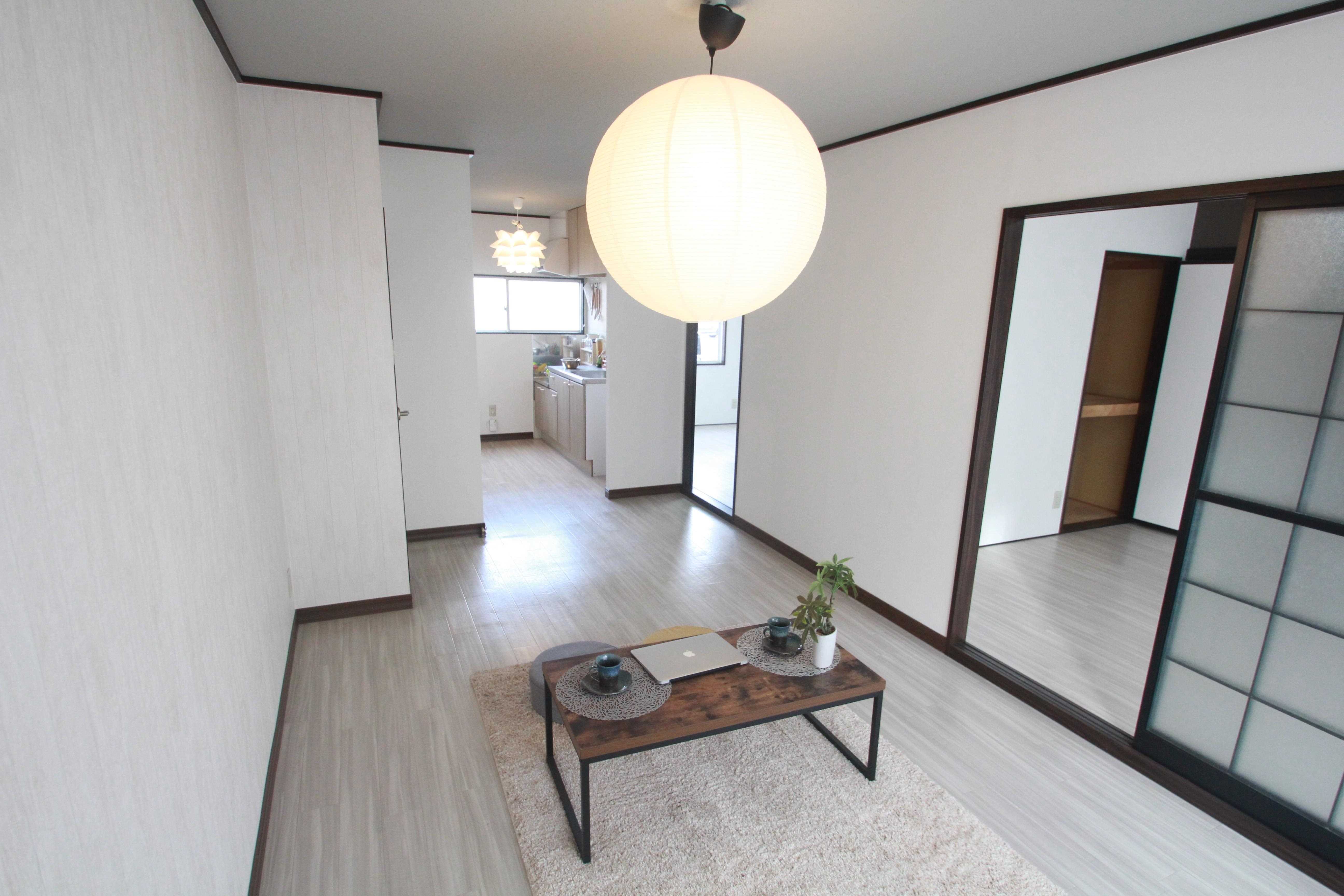 居室・リビング　12.5帖のリビングルームです♪ホームステイジングでよりイメ