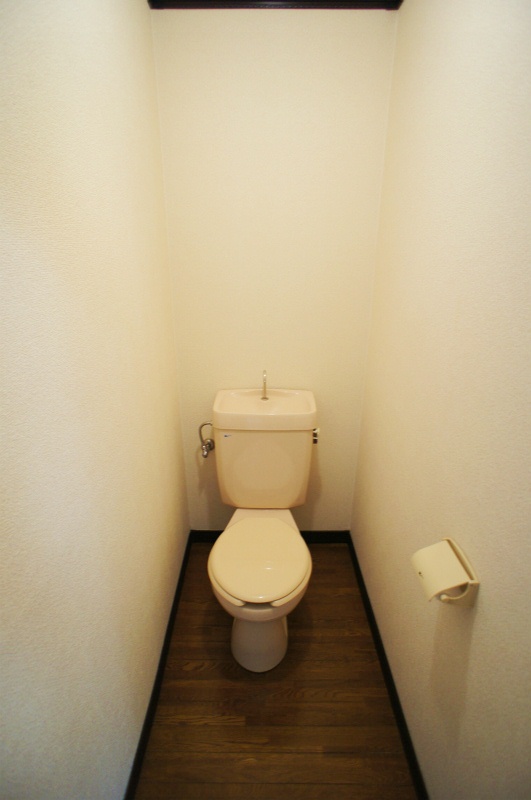 トイレ　清潔感のあるトイレです