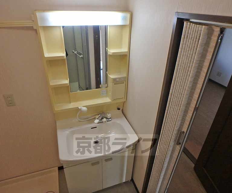 洗面設備　独立洗面台