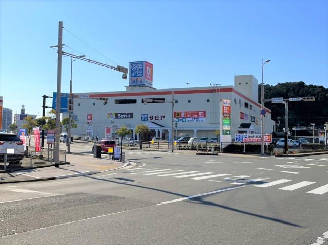 スーパー　サピア日南ショッピングセンターベレーザ（スーパー）まで409m