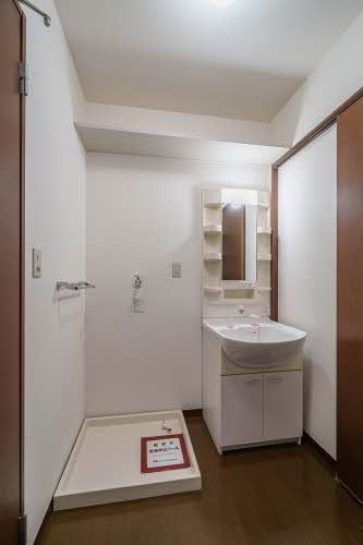 洗面設備　洗面化粧台