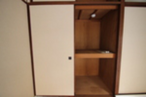 収納　※別号室の写真です。