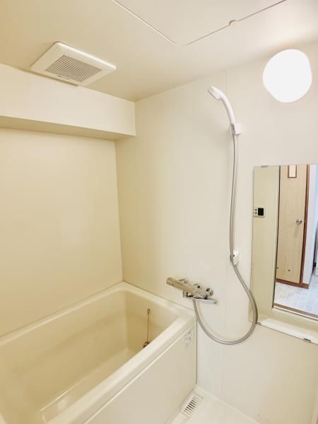 バス・シャワールーム　浴室